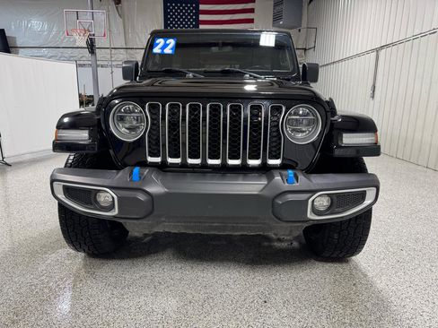 Used 2022 Jeep Wrangler Unlimited Sahara w/ Cold Weather Group image 5