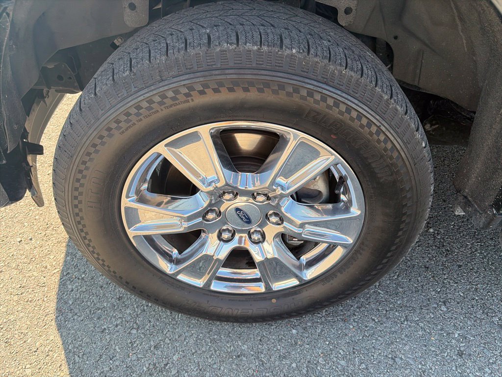 Used 2015 Ford F150 XLT w/ Equipment Group 301A Mid RWD image 10