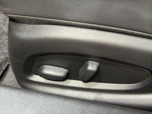 Used 2023 Chevrolet Camaro ZL1 image 9