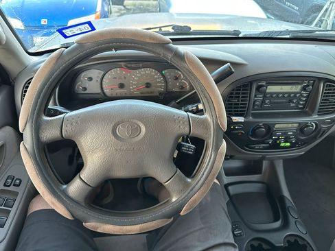 Used 2002 Toyota Sequoia SR5 RWD image 16