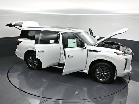 New 2026 INFINITI QX80 Pure w/ Cargo Package image 34