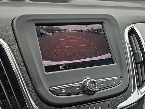 Used 2024 Chevrolet Equinox LT w/ LPO, Floor Liner Package AWD/4WD image 17