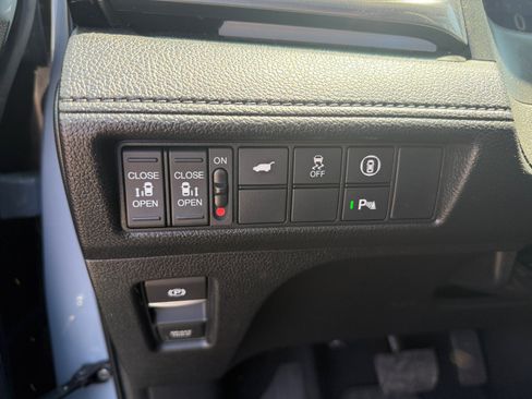 Used 2024 Honda Odyssey Elite image 27