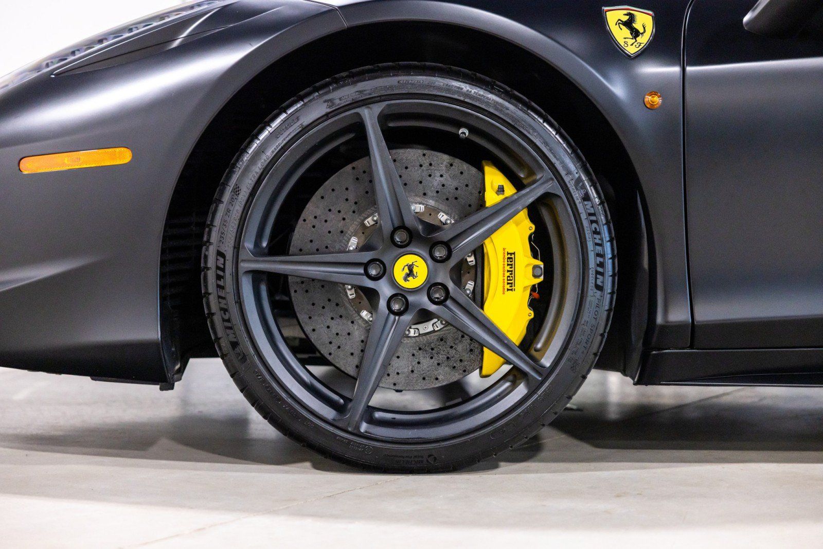 Used 2011 Ferrari 458 Italia Coupe RWD image 20