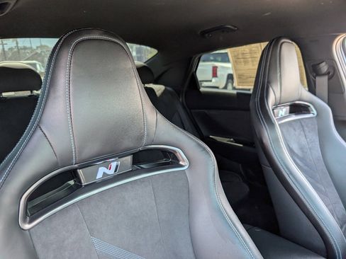 Used 2023 Hyundai Elantra N FWD image 3