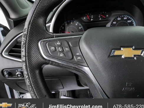 Used 2025 Chevrolet Malibu LT FWD image 9