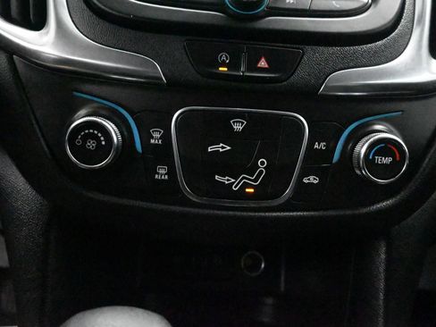 Used 2023 Chevrolet Equinox LT image 22