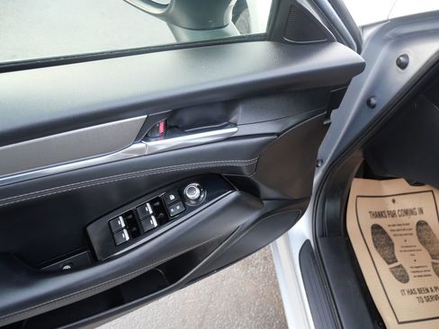 Used 2018 MAZDA MAZDA6 Sport image 15