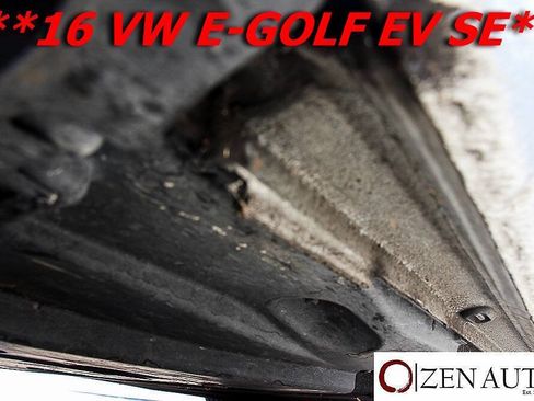 Used 2016 Volkswagen e-Golf SE FWD image 57