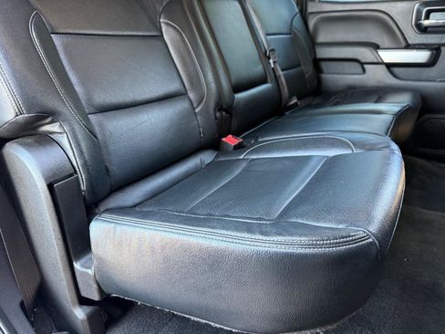 Used 2018 Chevrolet Silverado 1500 LT w/ All Star Edition RWD image 33