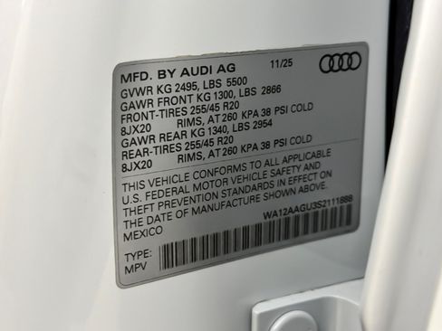 Used 2025 Audi Q5 Premium Plus w/ Premium Plus AWD/4WD image 28