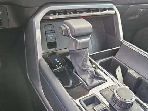 Used 2025 Toyota Tundra Platinum w/ Tow Tech Package AWD/4WD image 14