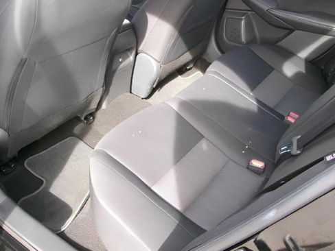 Used 2024 Nissan Sentra SV FWD image 9