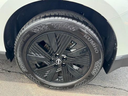 Used 2025 Nissan Murano SV image 7