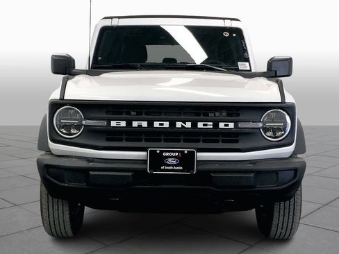 New 2025 Ford Bronco Base image 3