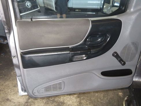 Used 2007 Ford Ranger XLT image 16