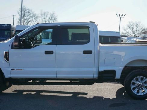 Used 2021 Ford F250 XLT AWD/4WD image 5