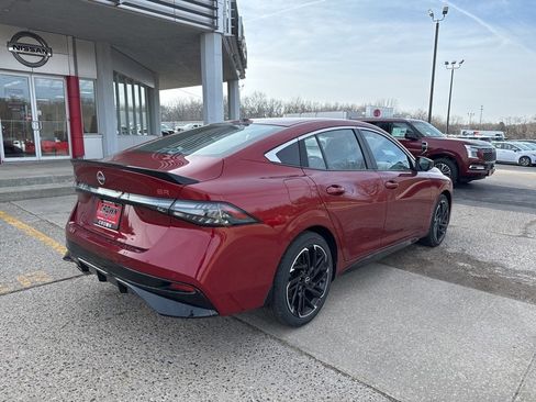 New 2026 Nissan Sentra SR image 4