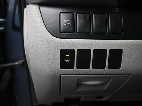 Used 2018 Toyota Highlander LE AWD/4WD image 22