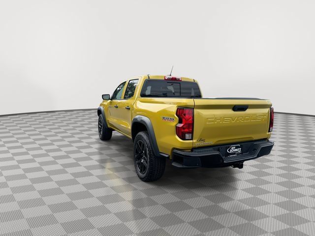 Certified 2024 Chevrolet Colorado Trail Boss w/ Technology Package AWD/4WD image 9