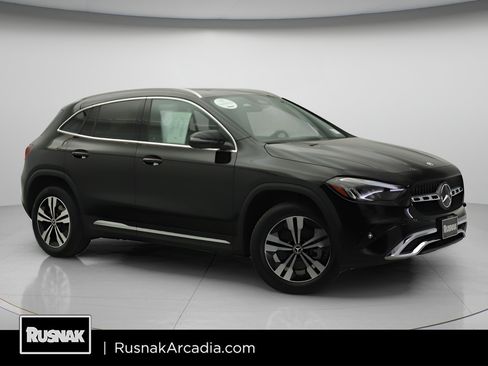 Certified 2026 Mercedes-Benz GLA 250 4MATIC image 1