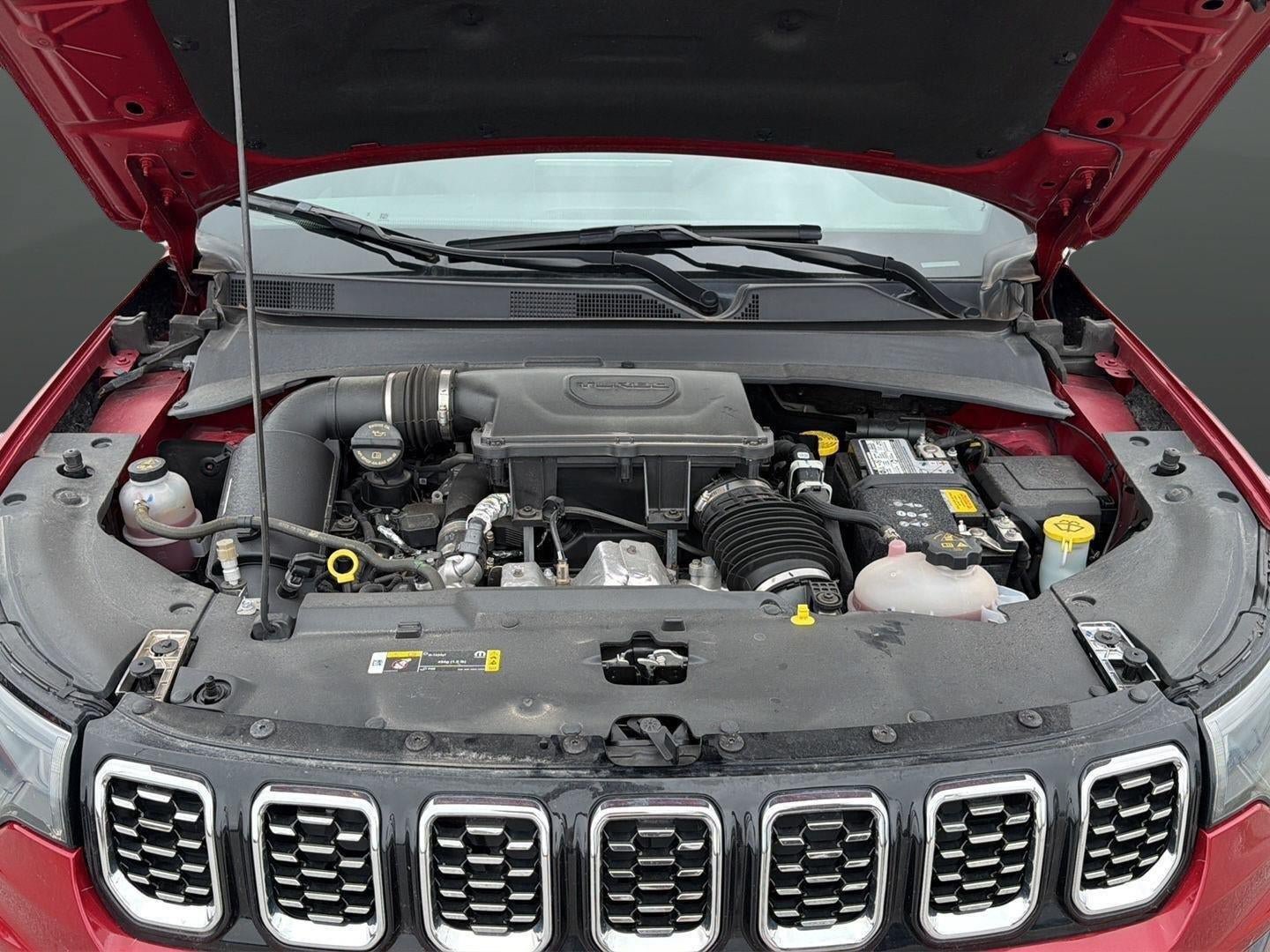 Used 2025 Jeep Compass Limited AWD/4WD image 24