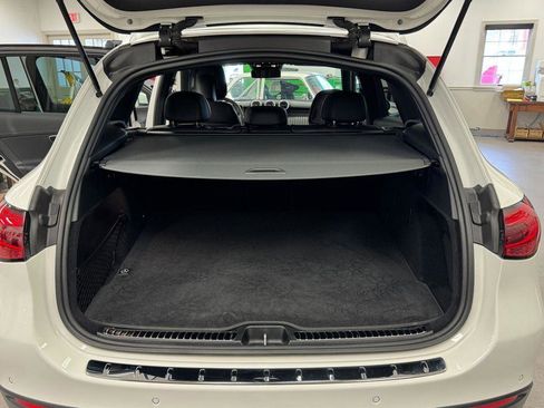 Used 2023 Mercedes-Benz GLC 300 4MATIC image 22