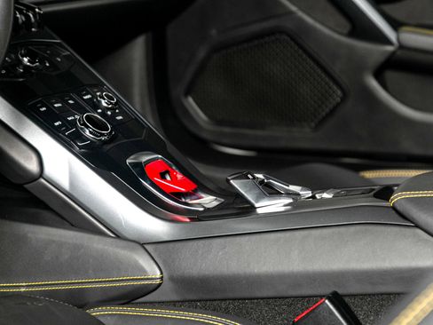 Used 2015 Lamborghini Huracan LP 610-4 image 76