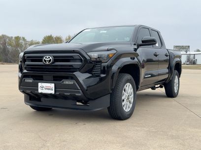 New 2025 Toyota Tacoma SR5