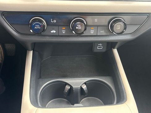 Used 2023 Honda HR-V LX image 20