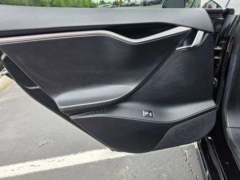 Used 2018 Tesla Model S 75D AWD/4WD image 24