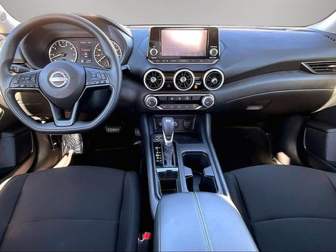 Used 2025 Nissan Sentra S image 7