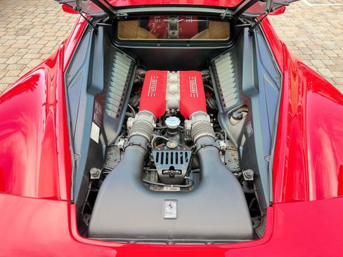 Used 2011 Ferrari 458 Italia Coupe RWD image 63