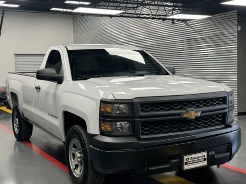 Used 2014 Chevrolet Silverado 1500 W/T w/ Trailering Package image 7