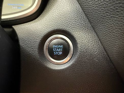 Used 2020 Toyota Corolla SE FWD image 20