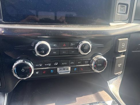 Used 2025 Ford F150 Platinum AWD/4WD image 15