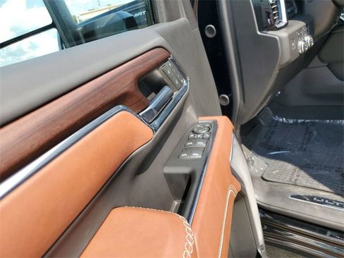 Certified 2024 GMC Sierra 2500 Denali Ultimate w/ Max Trailering Package image 24