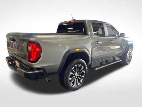 Used 2024 GMC Canyon Denali AWD/4WD image 5