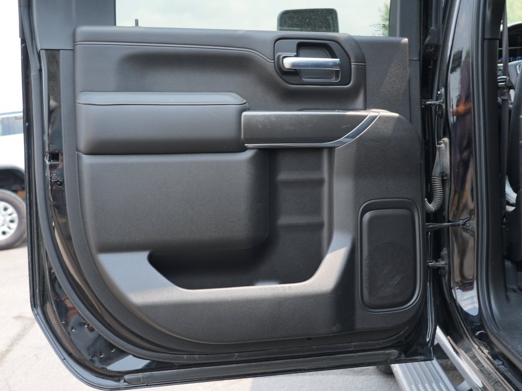 Used 2020 GMC Sierra 3500 AT4 w/ AT4 Premium Package AWD/4WD image 20