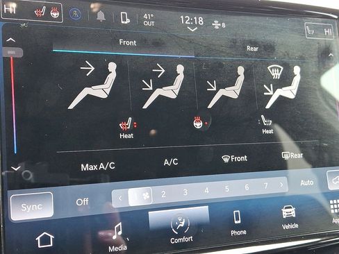 Certified 2022 Chrysler Pacifica Touring-L image 19