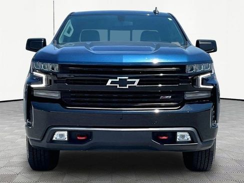 Used 2021 Chevrolet Silverado 1500 LT Trail Boss w/ Convenience Package II AWD/4WD image 2