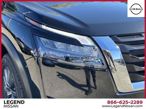 Certified 2023 Nissan Pathfinder S image 9