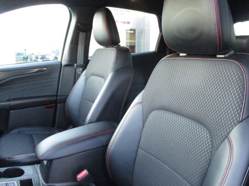 Used 2023 Ford Escape ST-Line w/ Tech Pack #1 image 37