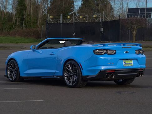 Used 2023 Chevrolet Camaro ZL1 RWD image 5