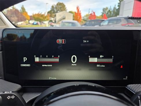 New 2026 Nissan Kicks SR w/ Cold Weather Package image 16