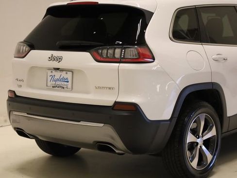 Used 2019 Jeep Cherokee Limited image 6
