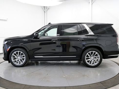 Used 2024 Cadillac Escalade Premium Luxury Platinum AWD/4WD image 4