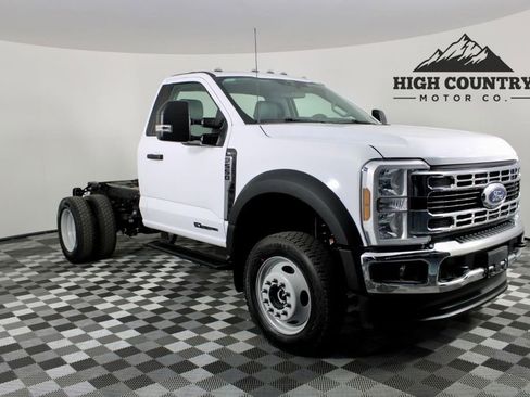 Used 2026 Ford F550 4x4 Regular Cab Super Duty w/ XL Chrome Package image 1