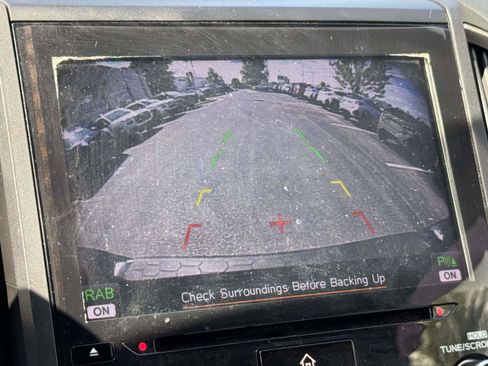 Used 2019 Subaru Crosstrek 2.0i Limited w/ Moonroof Package w/Navigation AWD/4WD image 17