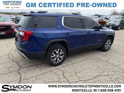 Certified 2023 GMC Acadia SLE w/ Driver Convenience Package image 3
